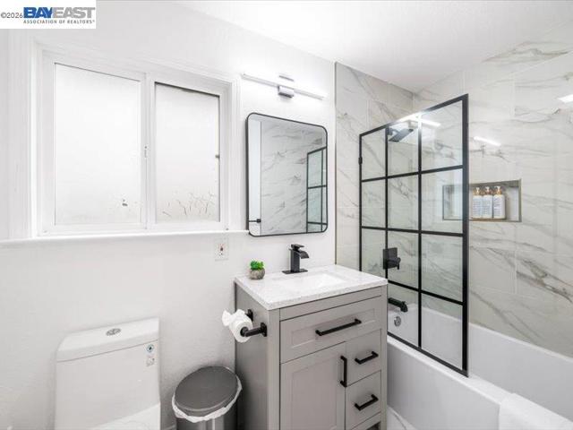 Image 8 of 60 For 1556 Wagoner Dr