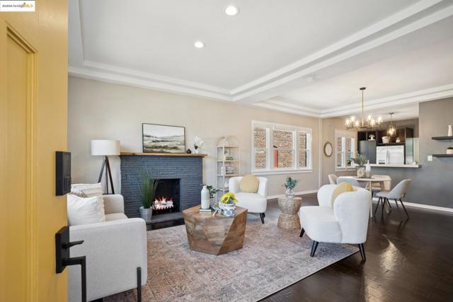 1092 Dwight Way, Berkeley CA: https://media.crmls.org/mediaz/b9dcdfb8-9b2d-4a9f-956f-900b5b73a44e.jpg