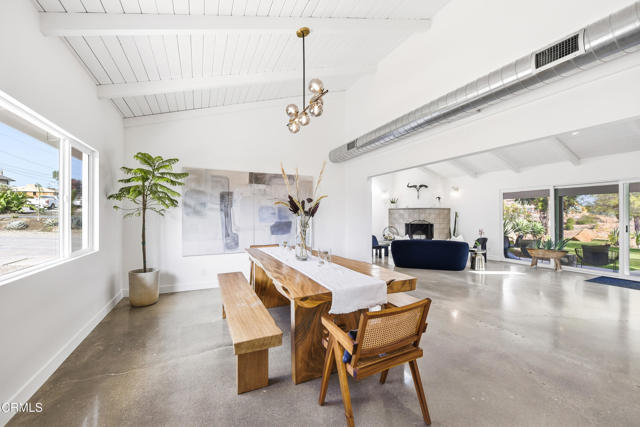 34 Vientos Road, Camarillo CA: https://media.crmls.org/mediaz/b9dceed9-04af-4491-8081-26c9813296ad.jpg