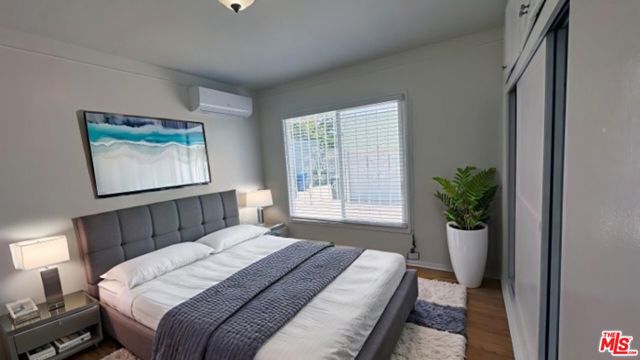 3745 S Victoria Avenue, Los Angeles CA: https://media.crmls.org/mediaz/b9dd0e2c-c6c9-483b-a401-b10fbb7de83e.jpg