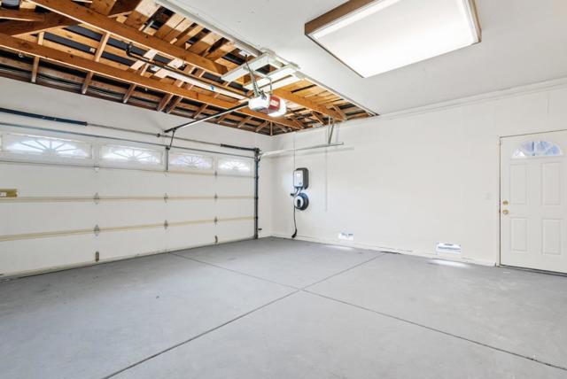 45490 Concho Court, Fremont CA: https://media.crmls.org/mediaz/b9dd128f-041b-4f9a-9145-7382fa296670.jpg