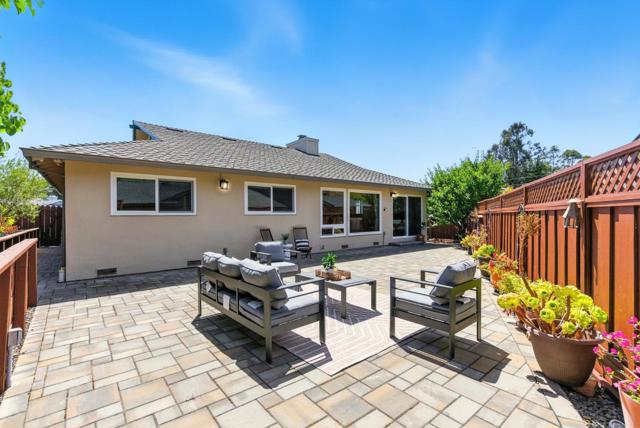 1 Dionne Court, Belmont CA: https://media.crmls.org/mediaz/b9dd866c-bbcf-4bca-9f97-46c0fa8e03f0.jpg