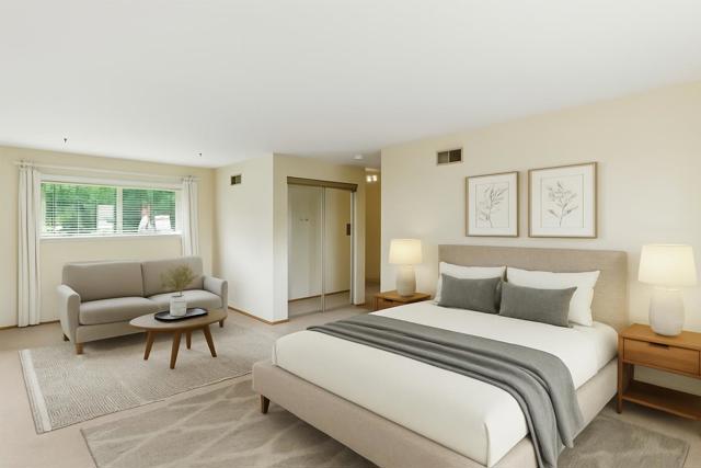 1675 Escalante Way, Burlingame CA: https://media.crmls.org/mediaz/b9dfd058-324f-4d38-a1e0-8e72f905400b.jpg