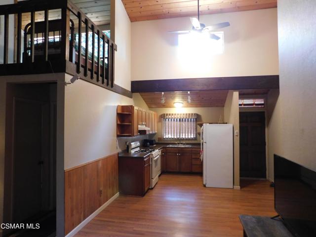 618 Forest Avenue, Templeton CA: https://media.crmls.org/mediaz/b9e02087-c405-47f9-aa06-6c6dbf4a8e3f.jpg