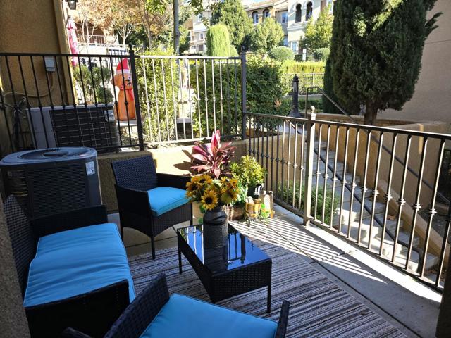 585 Adeline Avenue, San Jose CA: https://media.crmls.org/mediaz/b9e0c833-4832-4271-b106-efb4828459a4.jpg