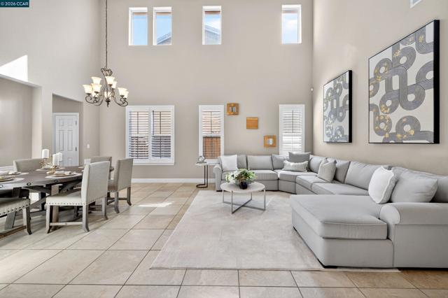 Image 13 of 60 For 6 Tullach Pl