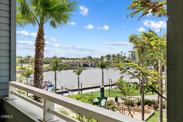 Detail Gallery Image 14 of 33 For 1437 Windshore Way, Oxnard,  CA 93035 - 3 Beds | 2 Baths