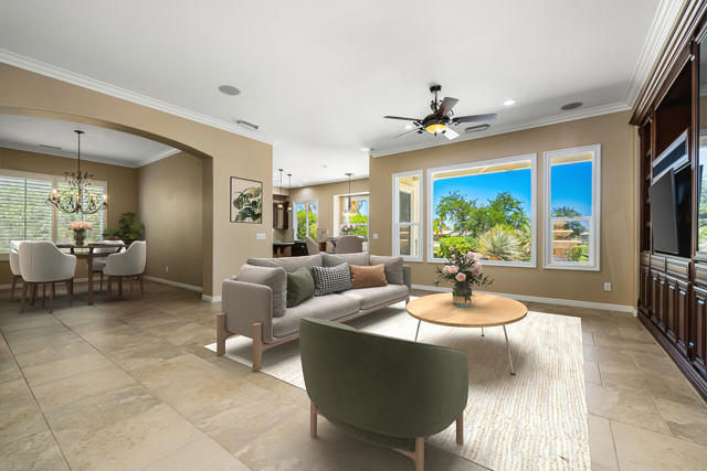 81220 Victoria Lane, La Quinta CA: https://media.crmls.org/mediaz/b9e2d2b7-d084-471c-8551-b59d91a4713d.jpg