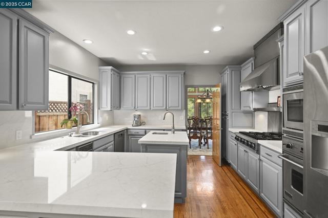 715 Blue Spruce Dr, Danville CA: https://media.crmls.org/mediaz/b9e2df66-811d-44c0-ac84-7a534c9ce532.jpg