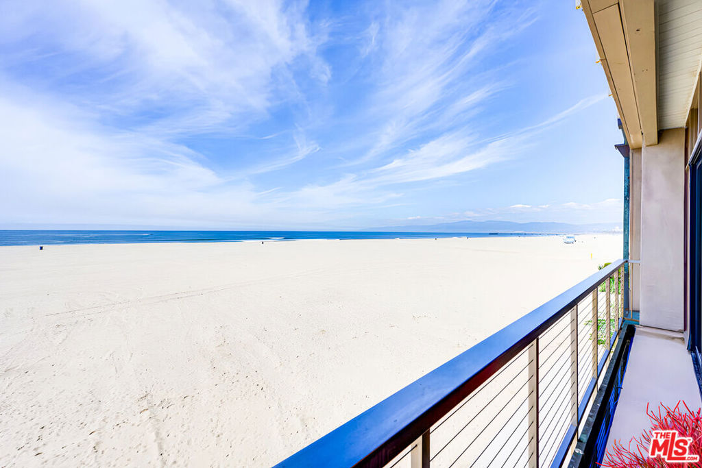 1 Spinnaker Street #11