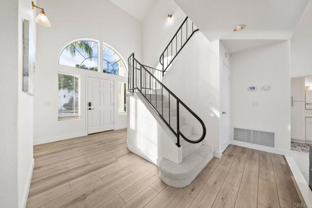 Detail Gallery Image 14 of 39 For 3863 Settineri Ln, Spring Valley,  CA 91977 - 3 Beds | 2/1 Baths