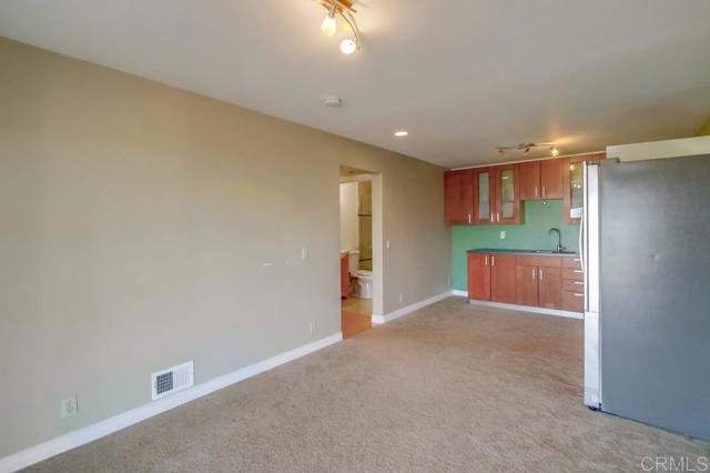 Image 45 of 54 For 2638 W Victoria Dr.