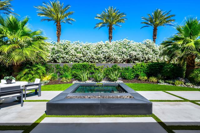 82460 W Mccarroll Drive, Indio CA: https://media.crmls.org/mediaz/b9e41cac-988d-426b-82a1-270a8b3ed2e1.jpg