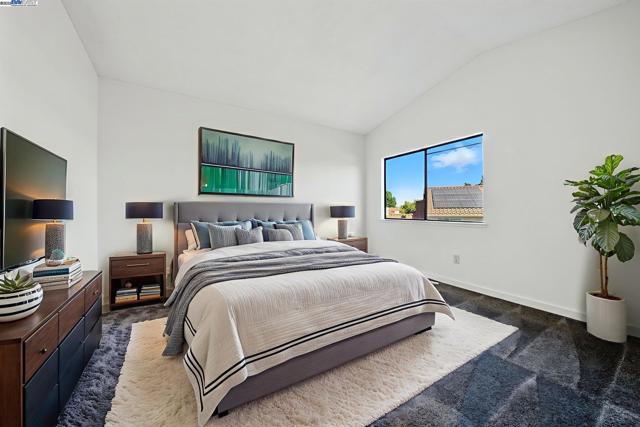 2524 Brazil Ct, Antioch CA: https://media.crmls.org/mediaz/b9e433bf-f0a0-4233-bcdd-d38c7b3bf4a3.jpg