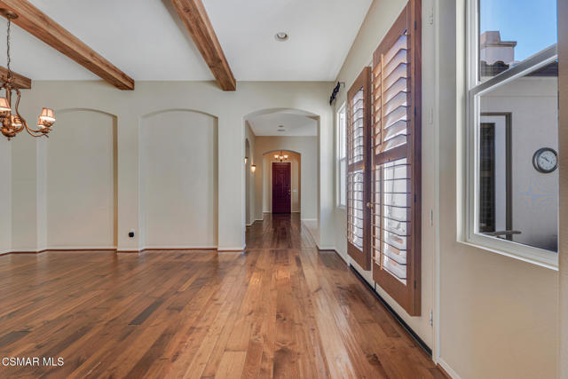 5199 Via Dolores, Newbury Park CA: https://media.crmls.org/mediaz/b9e495f5-d1d5-4077-839f-fb70fbdaf2cb.jpg