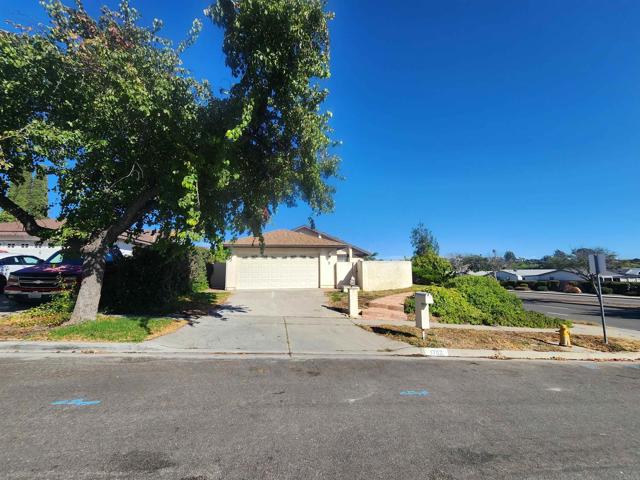 Detail Gallery Image 32 of 41 For Address Is Not Disclosed, Escondido,  CA 92026 - 5 Beds | 3 Baths