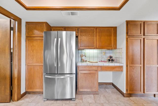 17529 Cross Road, Salinas CA: https://media.crmls.org/mediaz/b9e782b5-2f7c-4279-91d9-e805ea2098fd.jpg