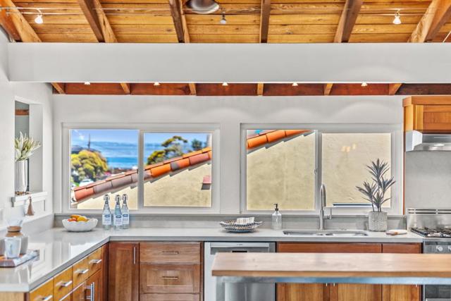 22956 E Cliff Drive, Santa Cruz CA: https://media.crmls.org/mediaz/b9e7e40b-0c44-41fe-aa79-f2500f0bd2b2.jpg
