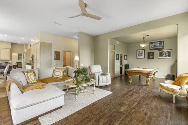 2505 Monterey Glen, Escondido CA: https://media.crmls.org/mediaz/b9e8d87d-c324-4a05-9274-23299bdcb1c7.jpg