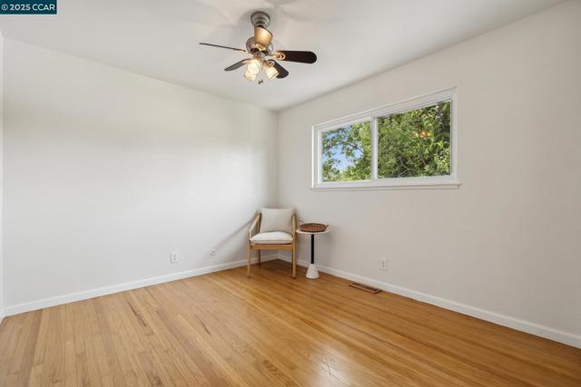Image 24 of 60 For 3044 Santa Maria Dr