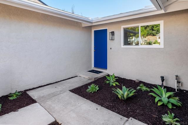 7414 Margerum, San Diego CA: https://media.crmls.org/mediaz/b9eabe48-46d3-44c7-a447-32c56fceeaad.jpg