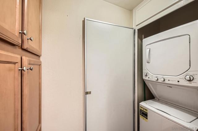 7160 Shoreline Dr, San Diego CA: https://media.crmls.org/mediaz/b9eac7df-fbca-4ee4-ae8f-d7007f1e42de.jpg