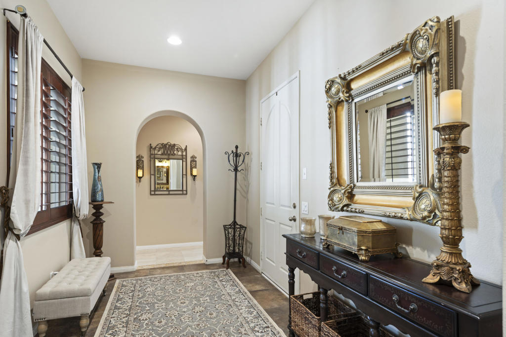 MLS #219141771DA image #3