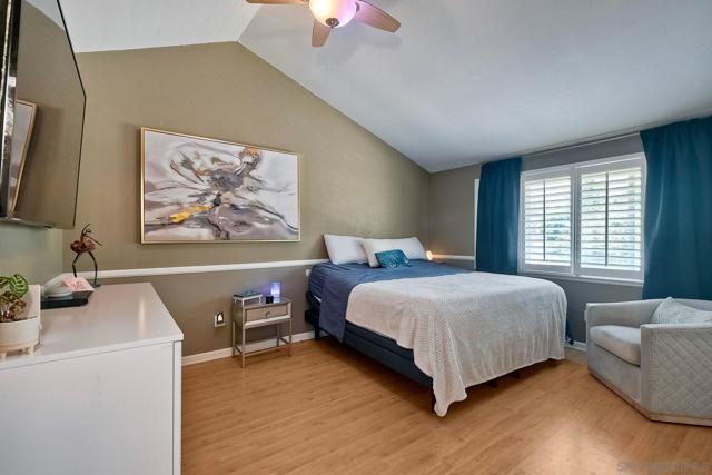 17521 Hada Dr, San Diego CA: https://media.crmls.org/mediaz/b9ec1b58-ec26-4a9b-afbe-e8d096d8e917.jpg