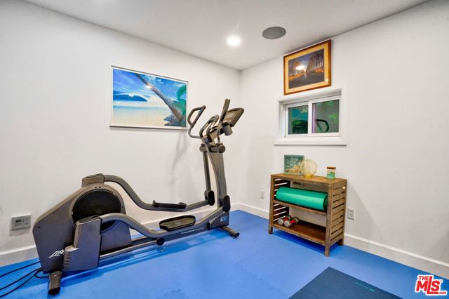30119 Harvester Road, Malibu CA: https://media.crmls.org/mediaz/b9ecad3f-4341-44f5-b9d6-cfb33335e01d.jpg