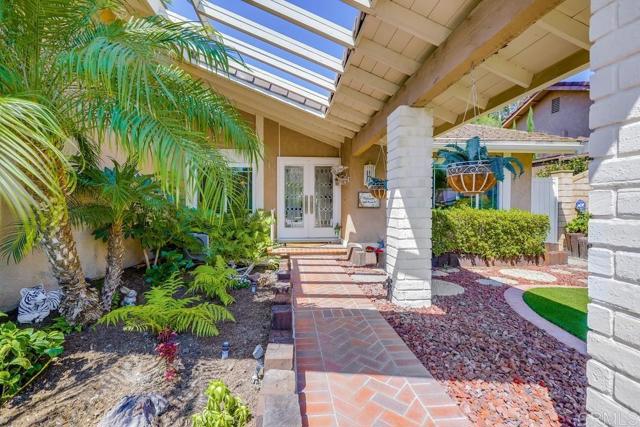 Detail Gallery Image 3 of 47 For 24411 Macedo Dr, Mission Viejo,  CA 92691 - 4 Beds | 2 Baths