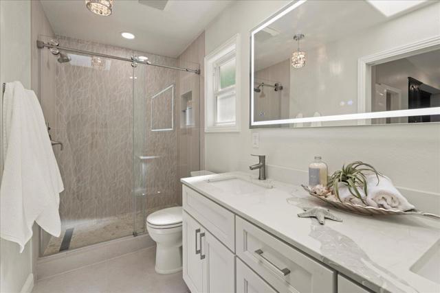 25400 Radonich Road, Los Gatos CA: https://media.crmls.org/mediaz/b9ed75e7-49a9-446c-bcf4-50b256c8dfc3.jpg