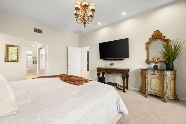 727 Arrowhead Drive, Palm Desert, CA 92211