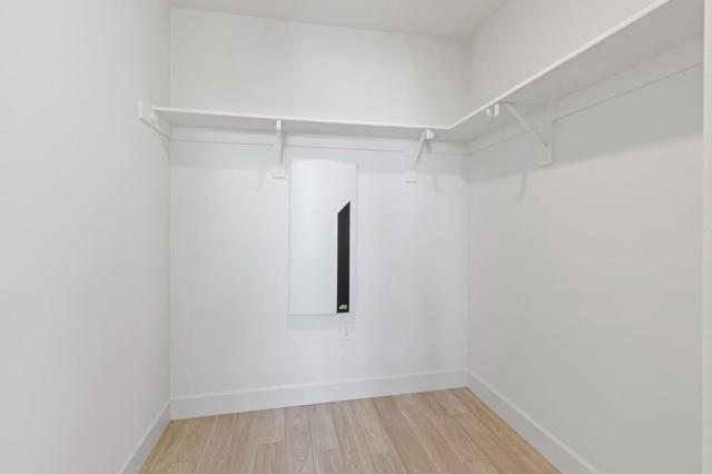 178 Llano De Los Robles Avenue, San Jose CA: https://media.crmls.org/mediaz/b9ee9e4e-9130-4f53-9bfa-158a20f5a27e.jpg