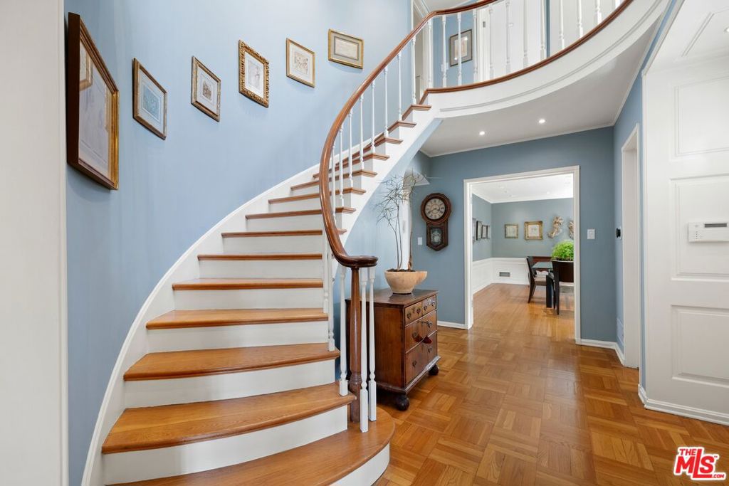 MLS #25615053 image #9