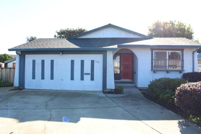 738 Cynthia Court, Watsonville CA: https://media.crmls.org/mediaz/b9ef6888-e3a7-491c-90a9-013bbf9cfe11.jpg
