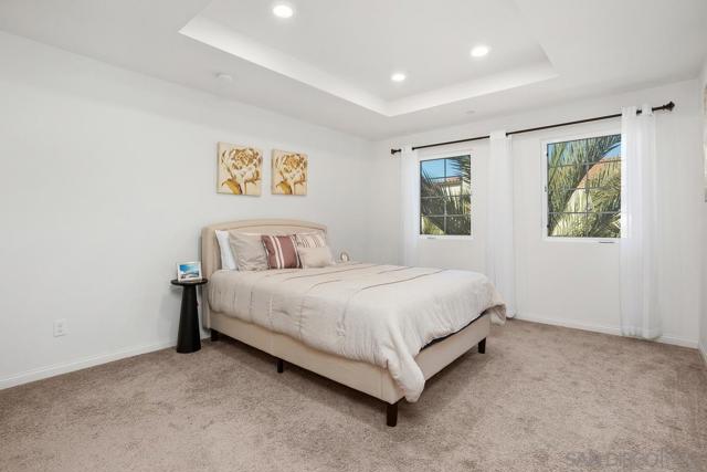 12932 Peppergrass Creek Gate, San Diego CA: https://media.crmls.org/mediaz/b9f12739-d70d-4bab-8693-f40203c90f37.jpg