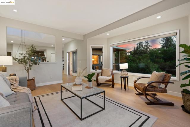 6330 Swainland Rd, Oakland CA: https://media.crmls.org/mediaz/b9f16c61-0313-423e-9163-c06ae4f8d374.jpg