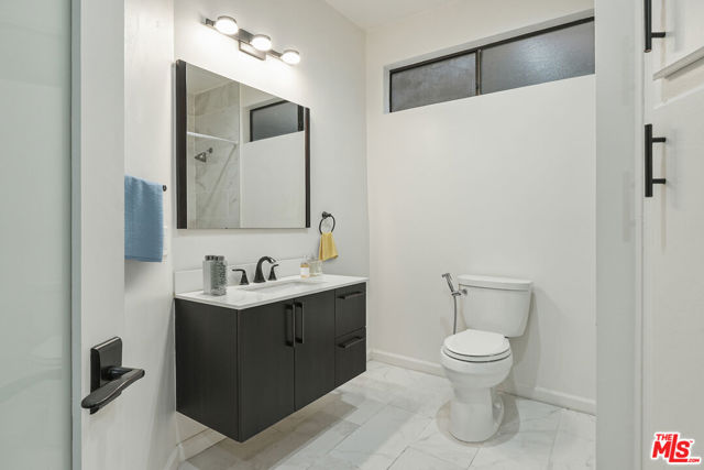 930 N Wetherly Drive, West Hollywood CA: https://media.crmls.org/mediaz/b9f18d9d-dcae-462c-bf31-aa81912e1ae9.jpg
