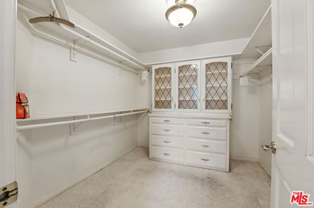 Drew Fenton | 16560 Park Lane Circle Los Angeles CA | MLS: 7286867