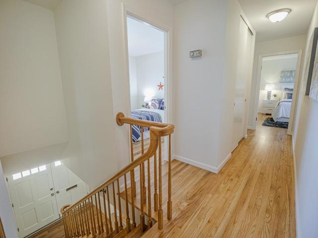 917 Sir Francis Avenue, Capitola CA: https://media.crmls.org/mediaz/b9f2c4b8-aa45-4a21-9c42-717d82e3f5ee.jpg