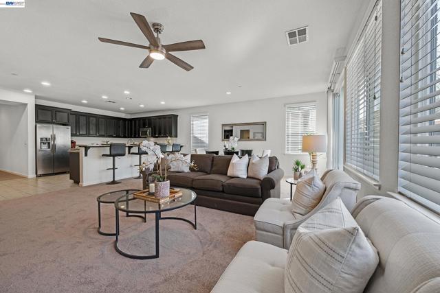 Image 10 of 34 For 8219 Brookhaven Cir