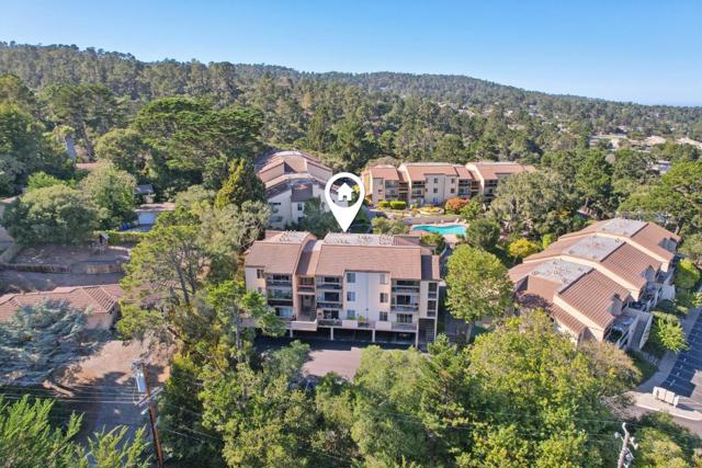 4205 Golden Oaks Lane, Monterey CA: https://media.crmls.org/mediaz/b9f34292-b50f-415c-a2dc-621c479153f9.jpg