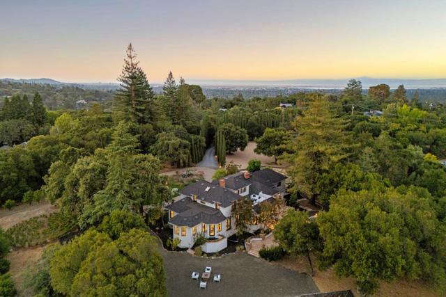 1142 Moore Road, Woodside CA: https://media.crmls.org/mediaz/b9f35c26-b71a-43d3-b924-fdd2304f40a5.jpg