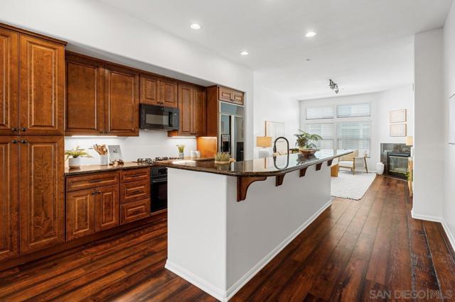 4880 Paramount Dr, San Diego CA: https://media.crmls.org/mediaz/b9f3da8b-5ce8-4c79-8bec-5f8761a9c76c.jpg