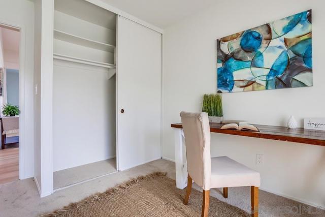 15034 Jenell St, Poway CA: https://media.crmls.org/mediaz/b9f43e39-9f5d-4d37-8ab5-728a8a82c4a6.jpg
