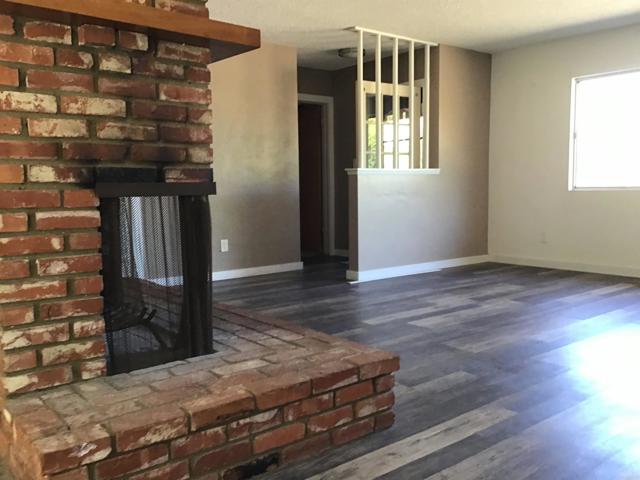 Detail Gallery Image 12 of 46 For 10979 Skywood Dr, El Cajon,  CA 92020 - 4 Beds | 2 Baths