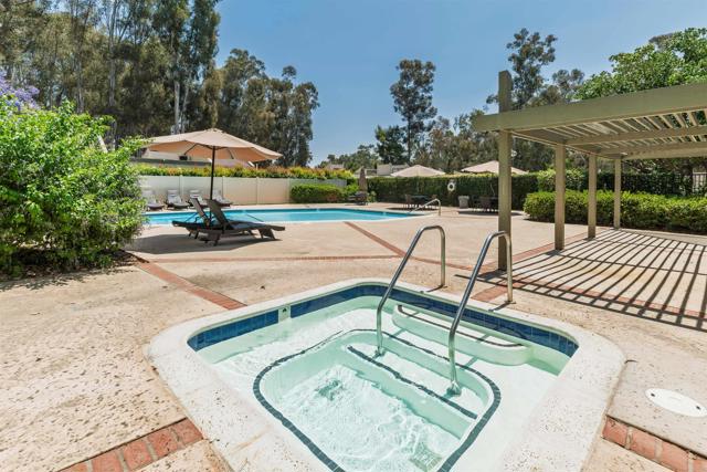 Detail Gallery Image 17 of 31 For 10276 Caminito Covewood, San Diego,  CA 92131 - 2 Beds | 2 Baths