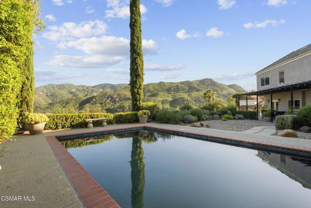 29845 Vista Del Arroyo, Agoura Hills CA: https://media.crmls.org/mediaz/b9f7d9f9-c09c-46cb-a23e-9fa4095f7337.jpg