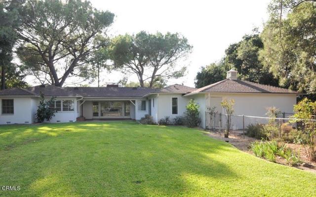 3914 Alta Vista Drive, La Canada Flintridge CA: https://media.crmls.org/mediaz/b9f966ce-2994-4155-81bf-af5c10ae4442.jpg