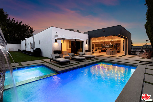 16366 Sloan Drive, Los Angeles CA: https://media.crmls.org/mediaz/b9f9d648-6782-4120-ba1c-aa35c1328104.jpg